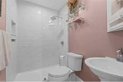 1319 Seminole Drive, Greensboro, NC 27408 - Photo 15