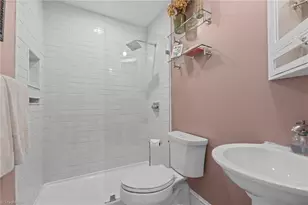 1319 Seminole Dr, Greensboro, NC 27408 - Photo 15