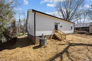 704 North St, Graham, NC 27253 - Photo 25