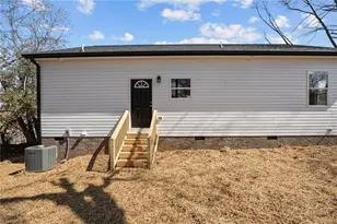704 North St, Graham, NC 27253 - Photo 25