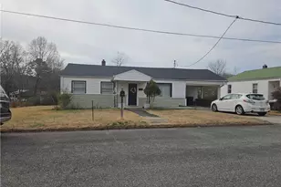 307 Washburn St, Lexington, NC 27292 - Photo 3