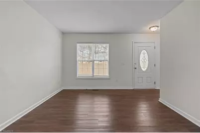 2017 Priya Street, Thomasville, NC 27360 - Photo 5