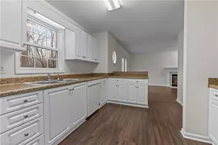 2017 Priya St, Thomasville, NC 27360 - Photo 11