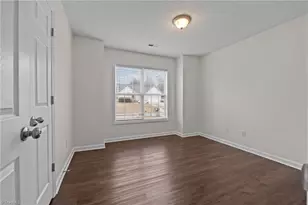 2017 Priya St, Thomasville, NC 27360 - Photo 25