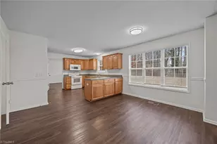 3321 Dairy Point Dr, High Point, NC 27265 - Photo 23