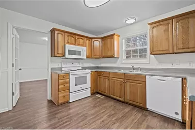 3321 Dairy Point Drive, High Point, NC 27265 - Photo 19