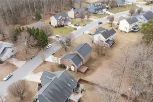 3321 Dairy Point Dr, High Point, NC 27265 - Photo 9