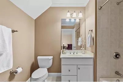 4 Foxglove Lane, Greensboro, NC 27455 - Photo 35