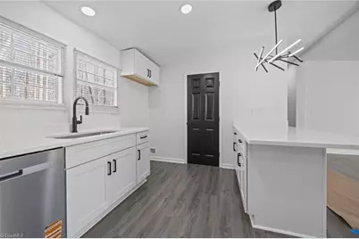 5705 Union Grove Church Road, Seagrove, NC 27341 - Photo 9