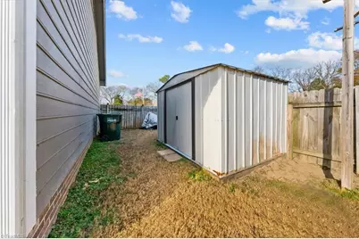 6533 Applewhite Road, Fayetteville, NC 28304 - Photo 9