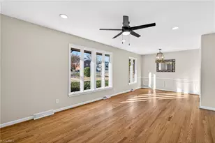 2204 Dulaire Rd, Greensboro, NC 27407 - Photo 15