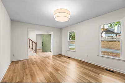 976 Chatfield Drive, Jamestown, NC 27282 - Photo 9