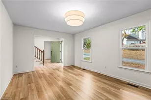 976 Chatfield Dr, Jamestown, NC 27282 - Photo 9