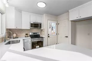 976 Chatfield Dr, Jamestown, NC 27282 - Photo 17