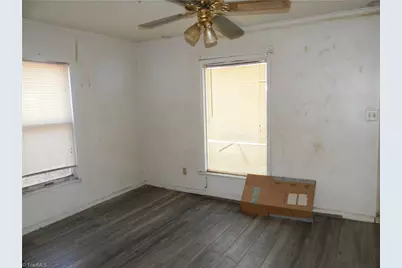 1813 Ontario Street, Greensboro, NC 27403 - Photo 7