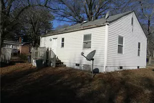 1813 Ontario St, Greensboro, NC 27403 - Photo 11