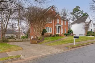 5130 Laurel View Dr, Winston-Salem, NC 27104 - Photo 3