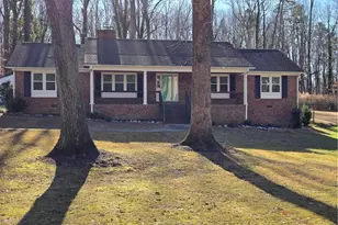 207 Buttercup Dr, Jamestown, NC 27282 - Photo 1