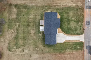 522 N Staley St, Liberty, NC 27298 - Photo 31