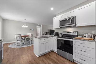 522 N Staley Street, Liberty, NC 27298 - Photo 7