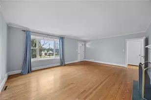 509 Country Club Dr, Burlington, NC 27215 - Photo 3