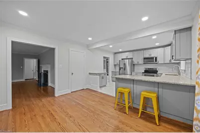 509 Country Club Drive, Burlington, NC 27215 - Photo 9