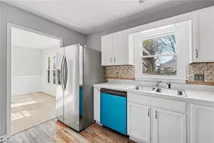 6812 Salem Quarter Rd, Belews Creek, NC 27009 - Photo 5