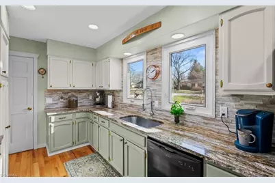 4505 Indian Wells Drive, Greensboro, NC 27406 - Photo 9