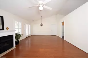 2082 Hibiscus Ln, Kernersville, NC 27284 - Photo 5