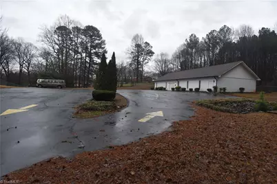 1355 Peachtree Street, Winston-Salem, NC 27107 - Photo 5