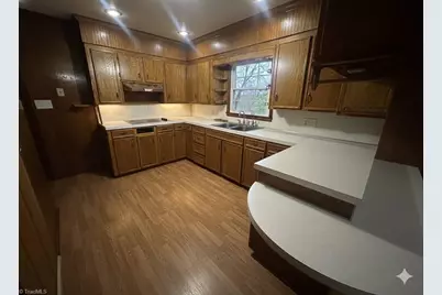 1447 Westwood Lane, Wilkesboro, NC 28697 - Photo 5