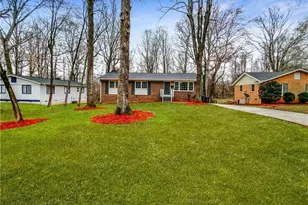 310 Foxcroft Dr, Winston-Salem, NC 27103 - Photo 3