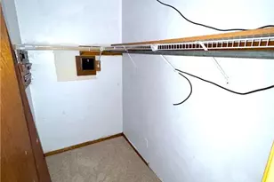 4309 Walnut Hollow Dr, Winston-Salem, NC 27127 - Photo 9