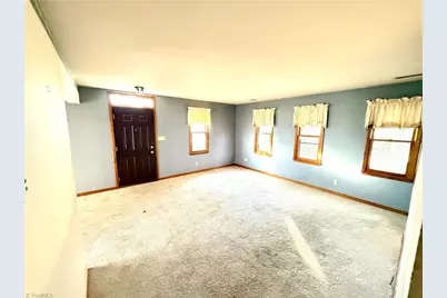 4309 Walnut Hollow Drive, Winston-Salem, NC 27127 - Photo 5