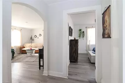 218 W Washington Street, Mayodan, NC 27027 - Photo 9