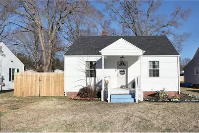 218 W Washington Street, Mayodan, NC 27027 - Photo 1