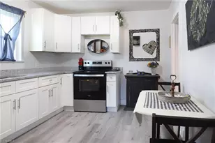 218 W Washington St, Mayodan, NC 27027 - Photo 11