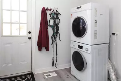 218 W Washington Street, Mayodan, NC 27027 - Photo 21