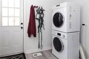 218 W Washington St, Mayodan, NC 27027 - Photo 21