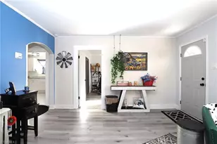 218 W Washington St, Mayodan, NC 27027 - Photo 5