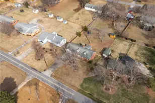 3502 Imperial Dr, High Point, NC 27265 - Photo 39