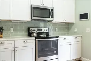 2341 Cherokee Ln, Winston-Salem, NC 27103 - Photo 11