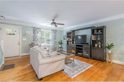 2341 Cherokee Lane, Winston-Salem, NC 27103 - Photo 5