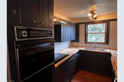 13886 Danville Pike, Laurel Fork, VA 24352 - Photo 9