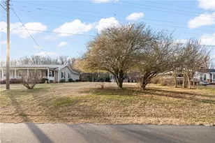 109 Henderson St, High Point, NC 27263 - Photo 43