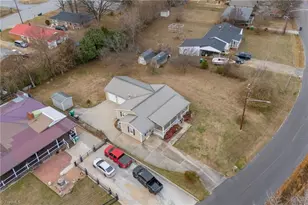 109 Henderson St, High Point, NC 27263 - Photo 33