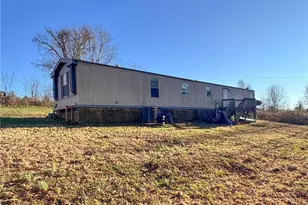 2628 Windy Ridge Rd, North Wilkesboro, NC 28659 - Photo 23