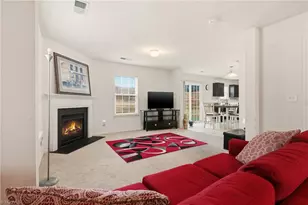 3611 Blue Spruce Ct, Greensboro, NC 27406 - Photo 5