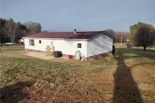 125 Breezy Ridge Way, Mount Airy, NC 27030 - Photo 5