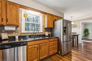 5220 Bridge Pointe Dr, Clemmons, NC 27012 - Photo 7